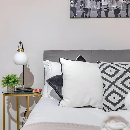 Cozy Vibes Minimalist Studio Stay-3