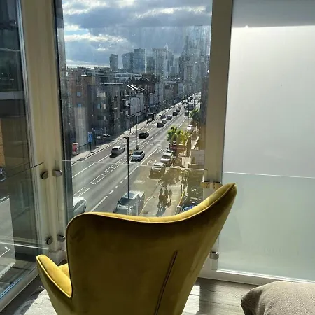 Aldgate Apartments Ft5-2