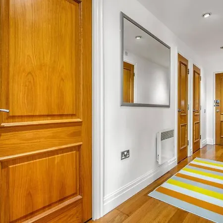 Luxury Living In Paddington, London-3