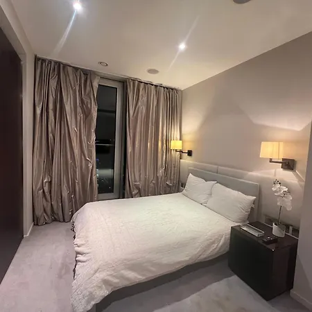 Best Penthouse In Canary Wharf-3