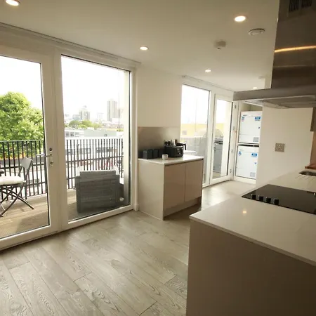 Ft6 Aldgate Apartments-2
