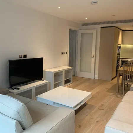 Stylish 2 Bed Flats Near Us Embassy-2