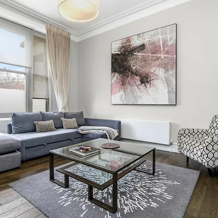 Stunning 3 Bed Apartment Paddington-2