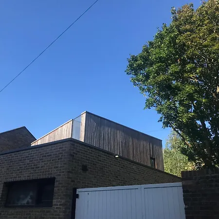 10 Garsington Mews-3
