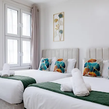 Marble Arch Apartments-3