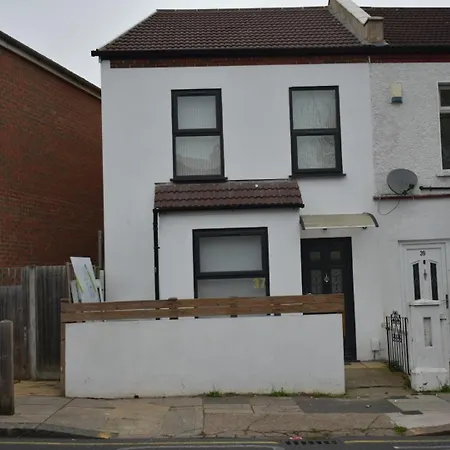 Plumstead-2