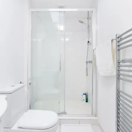 City Center Camden Market Budget Apartment And Rooms-3
