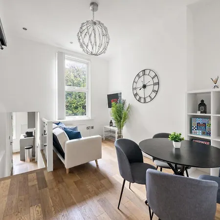 Sg, Cosy Apartment In Paddington Central London-2
