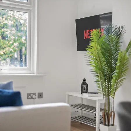 Sg, Cosy Apartment In Paddington Central London-3