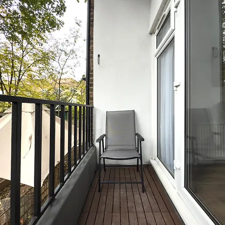 Luxury 2 Bed Flat In Notting Hill-3