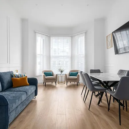 Luxury 2 Bed Flat In Notting Hill-2