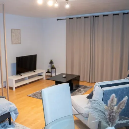 Cozy 1 Bed In Canary Wharf - Near Excel & Greenwich With Gym Acces-2