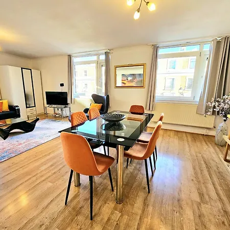Bright & Spacious Home In Building With Lift, Right Next To Bayswater Station - Walk To Kensington Palace, Hyde Park, Little Venice & Notting Hill-3