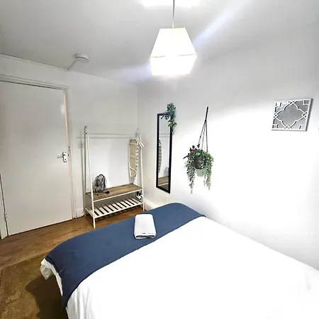 Shoreditch Serenity Stay-2