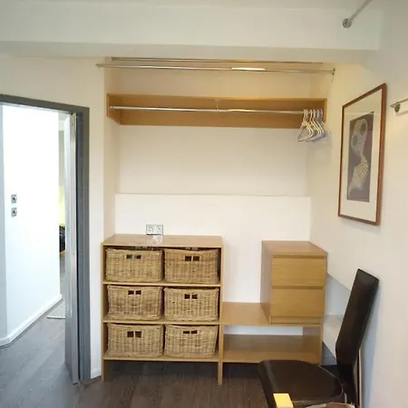 Stylish Apartment Near Carnaby Street-2