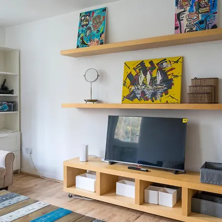 Warm & Cosy Flat In King Cross-2