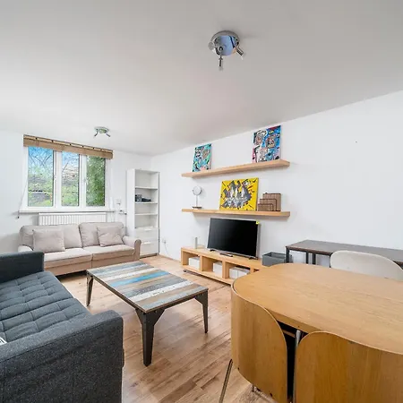 Warm & Cosy Flat In King Cross-3