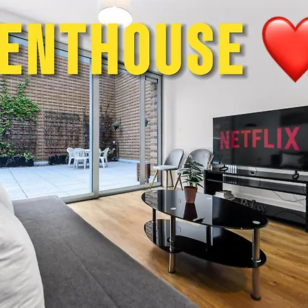 Exclusive 3 Bed 3Bath Penthouse Near Canary Wharf-3