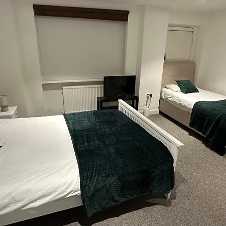 London Regent Studio Apartments-2