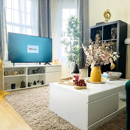 Beautiful Apartment On London Bridge!-2