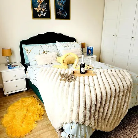 Beautiful Apartment On London Bridge!-3