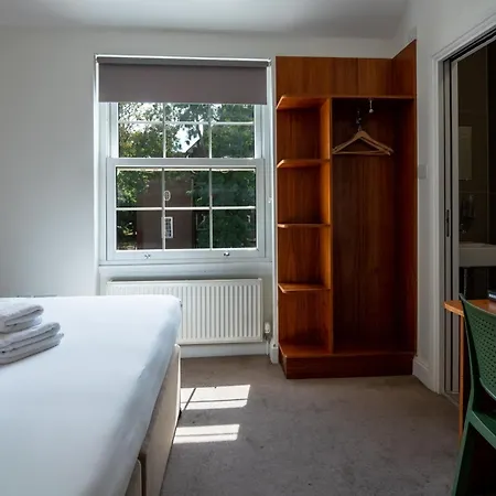 Chelsea Guest House-2