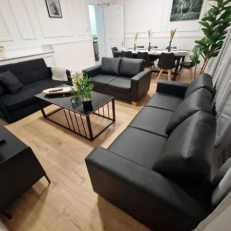 Comfortable Flat For 10 Near Paddington-3