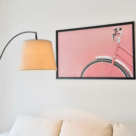 Stunning 3 Bed Central London Apartment-2