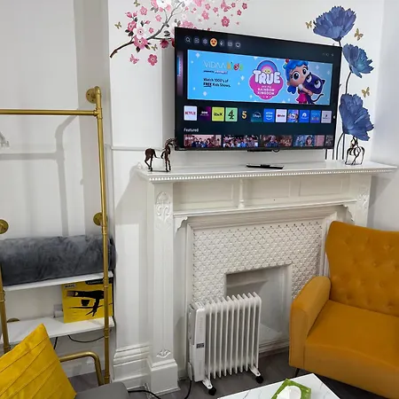 Luxury Studio In Victoria, 7 Minutes Walk To Victoria Station, Room 6-2