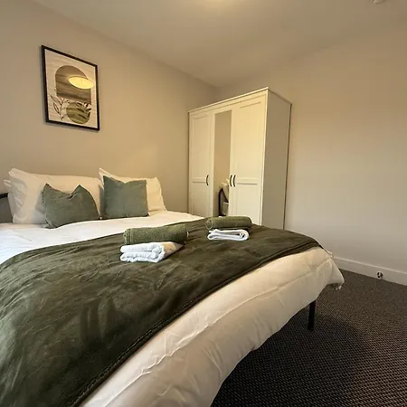 Buxton Road Suites-2