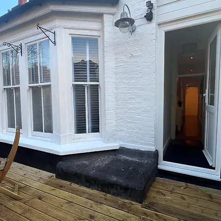 2 Bedroom Luxury Flat In Centre Of Muswell Hill-2