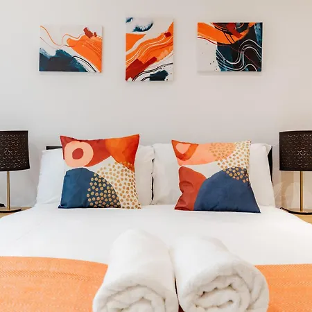 Central Apartments Near Marble Arch-3