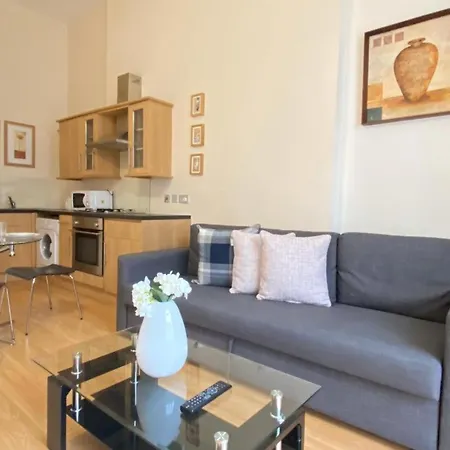 Paddington Apartments By Primecityhosts-2
