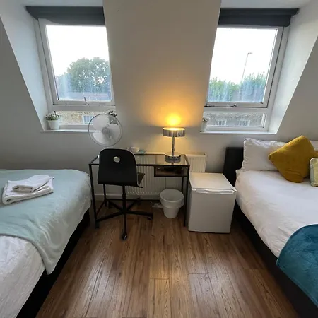 Euston Central Private Bedrooms 119A 4-7-3