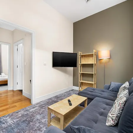 Paddington Modern Apartments-2