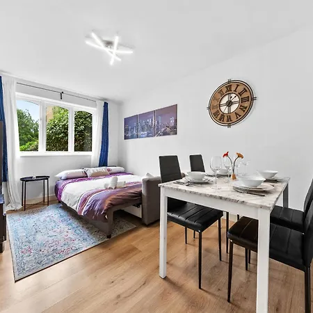 City Centre Fbs Spacious Flat-2