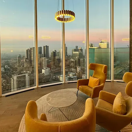 Luxury Modern 2 Bed Flat With Balcony And City View - Canary Wharf City Center-3