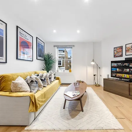 Luxury 2Br Flat In Battersea-3