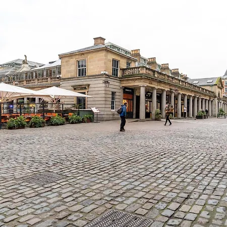 Cuthbert Suite - Heart Of Covent Garden!-2