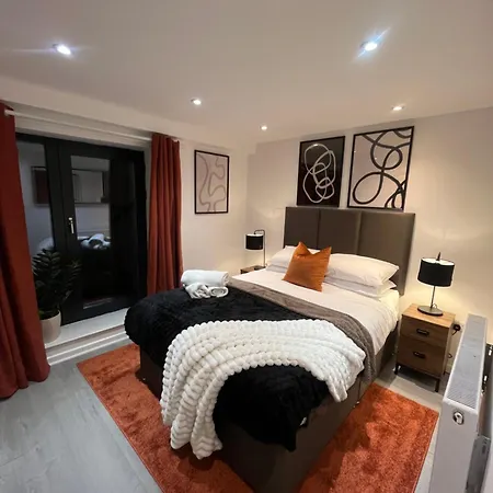Premier Central London North Apartment-2