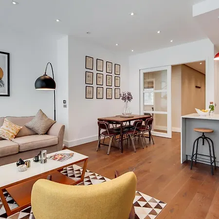 The Borough Collection Near London Bridge And Borough Market - By Short Stories London-2