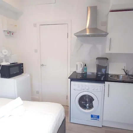 Comfort Camden Studio Apartments-2
