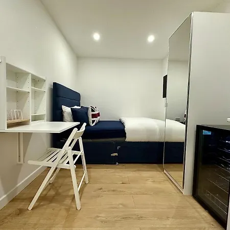 Studio Next To King Cross B-2