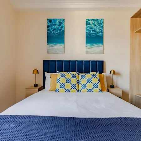 Central Apartments Near Marble Arch-2