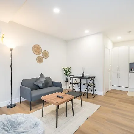 Royal Docks Cozy Studio Flat C-2