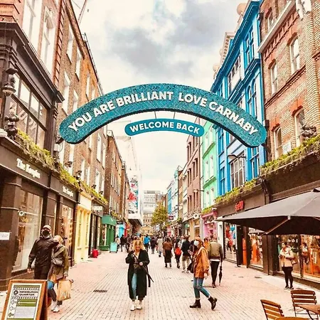 Stay In The Heart Of Soho-2