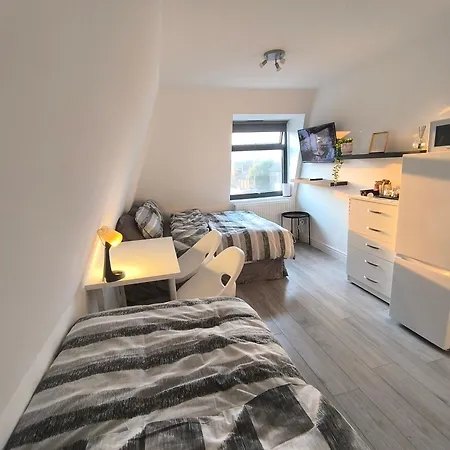 Full Equiped Rooms, Tooting Broadway Station-2