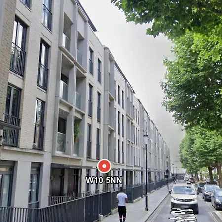 Studio Apartment In Notting Hill-2