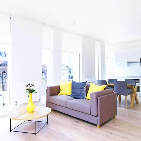 Waterloo Stays - Modern & Spacious Apartments Near Waterloo Station-3