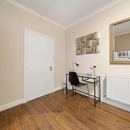 Central London Rooms-3